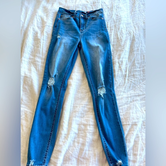 Jeans - Picture 1 of 2